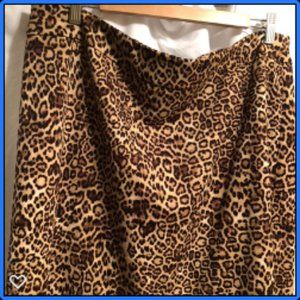XL Leopard Print skirt